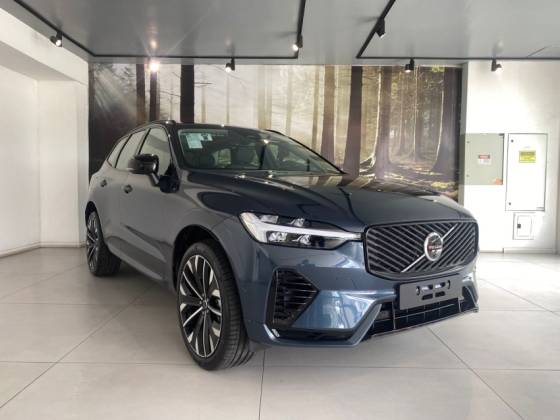 VOLVO XC60 2.0 T8 PHEV ULTRA DARK AWD GEARTRONIC